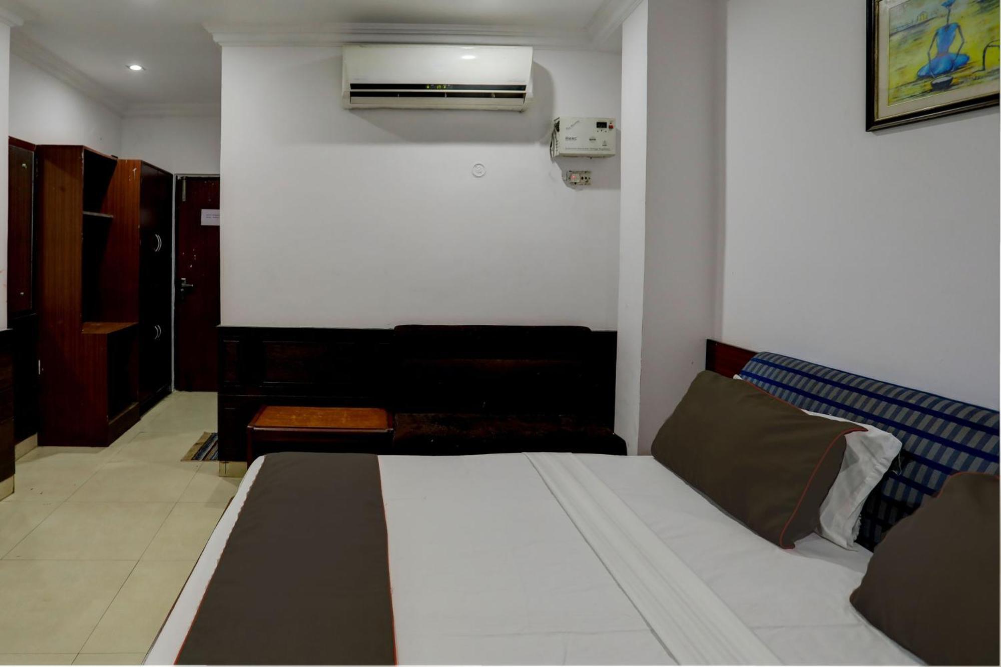 Hotel Monarch Inn Lucknow Exterior foto