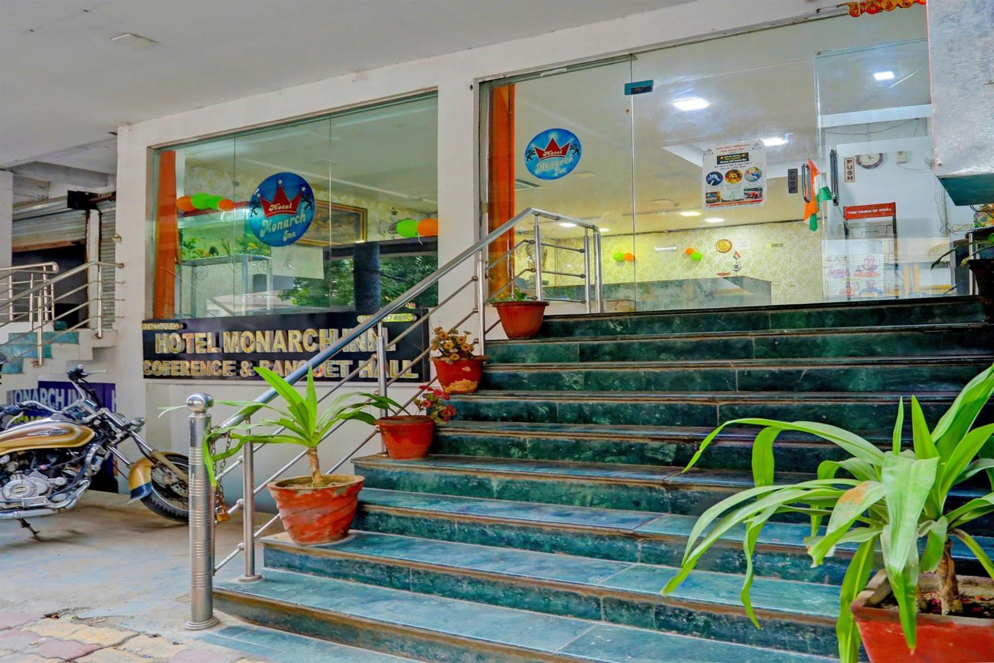 Hotel Monarch Inn Lucknow Exterior foto