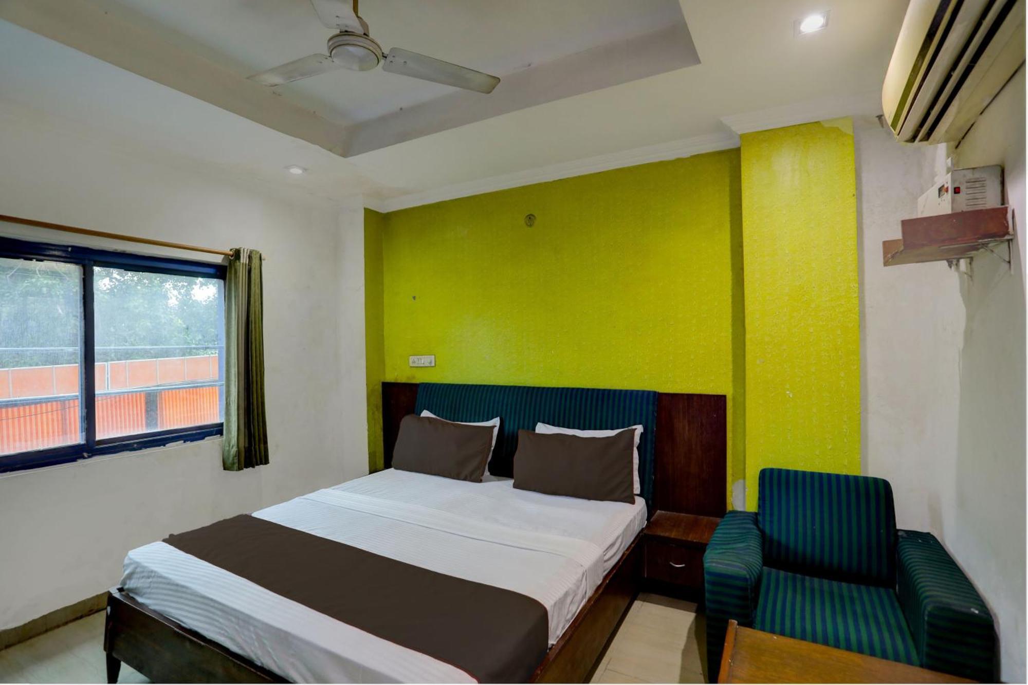 Hotel Monarch Inn Lucknow Exterior foto